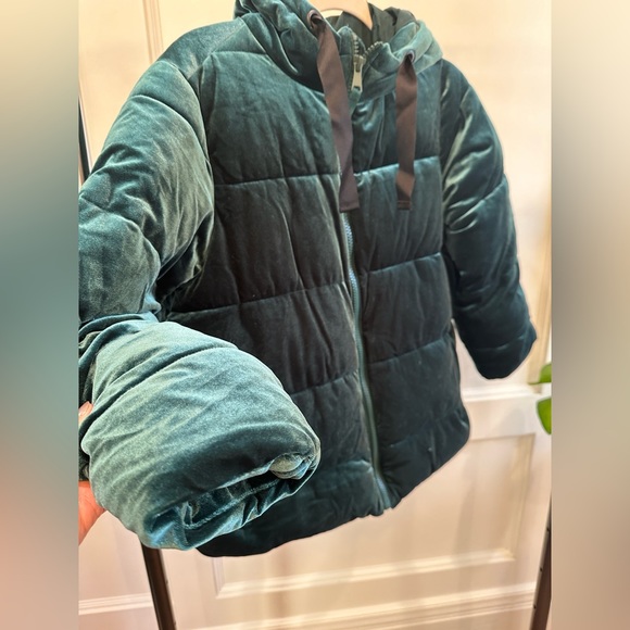 GAP Cold Control Velour Puffer - Picture 3 of 6